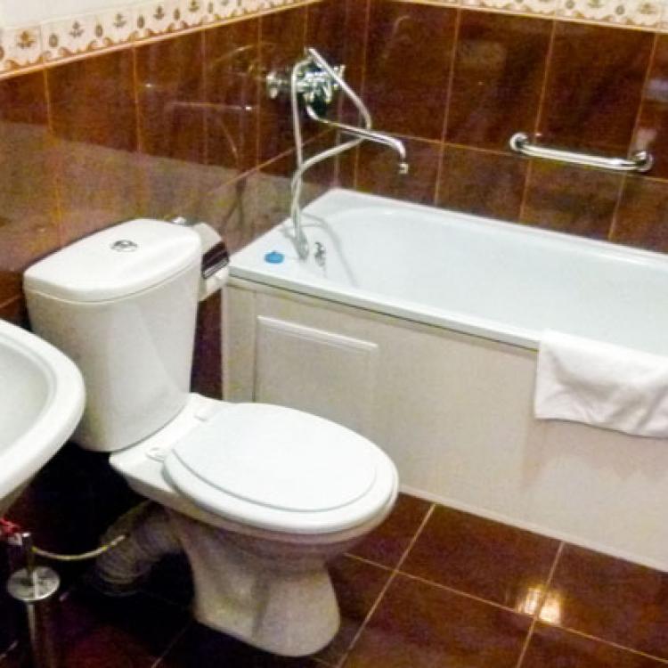 Ванная комната в 2 местном 1 комнатном Студия санатория Центросоюз в Кисловодске