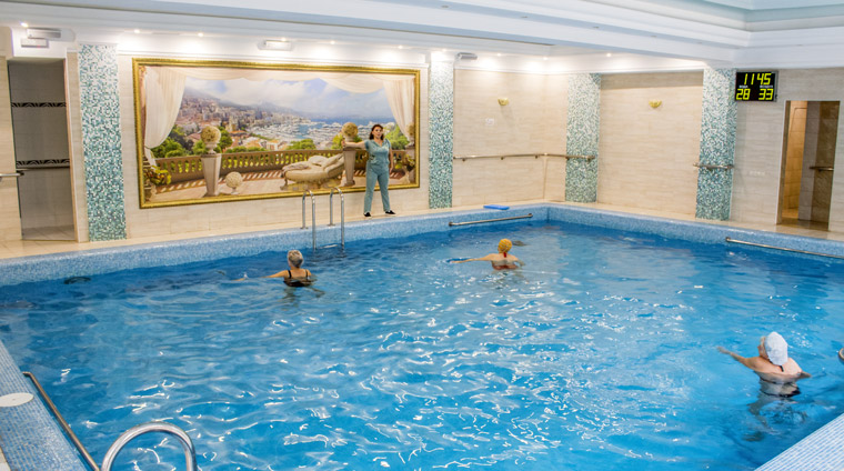 Крытый бассейн в санатории Центросоюз города Кисловодска