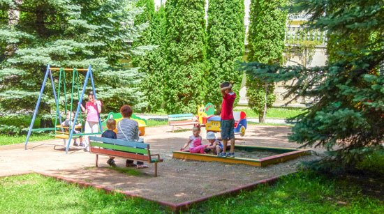 Детская площадка в санатории Центросоюз
